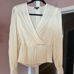 White/ Ivory pleated Express blouse